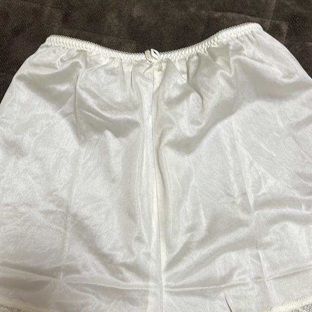 ☆☆☆☆タンス整理品 衣類 おまとめOK ホームクリーニング済み クリーム系 ペチパンツ M85-93 ◎ < 女性ファッション  ☆☆☆☆タンス整理品 衣類 おまとめOK ホームクリーニング済み クリーム系 ペチパンツ M85-93 ◎ < 女性ファッションの