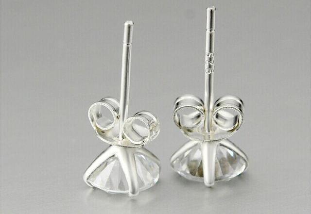 【送料無料】高級感※ピアス レディース 贈り物 プレゼント Czダイヤ ホワイトゴールド S925 新品 < 女性アクセサリー/時計  【送料無料】高級感※ピアス レディース 贈り物 プレゼント Czダイヤ ホワイトゴールド S925 新品 < 女性アクセサリー/時計の