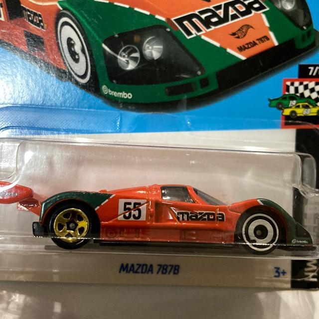 �z�b�g�E�B�[���E�}�c�_787B�`���[�W(�����o�i��) �� �z�r�[�� 