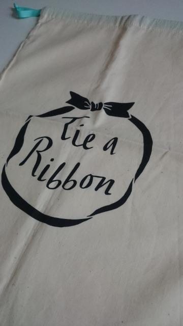 新品未使用☆キナリ地 巾着袋★大小セット☆きんちゃく★ < 女性ファッション 新品未使用☆キナリ地 巾着袋★大小セット☆きんちゃく★ < 女性ファッションの