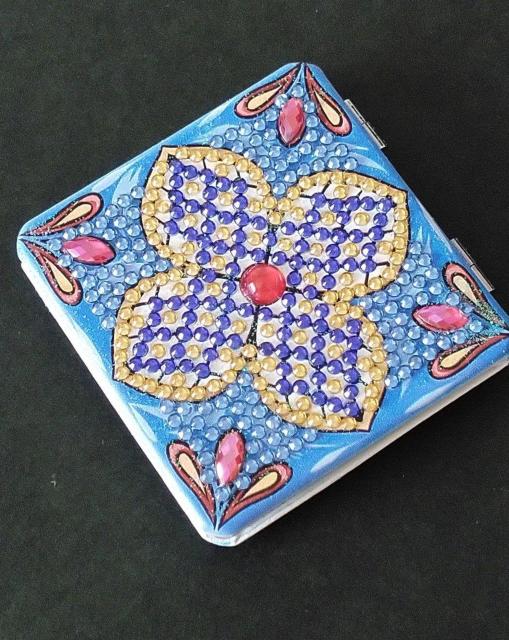 ダイヤモンドアート★コンパクトミラーA < 女性ファッション ダイヤモンドアート★コンパクトミラーA < 女性ファッションの