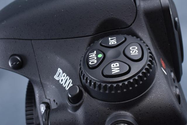 �y���i�z Nikon D800E �{�f�B�V���b�^�[��34,422�� ����ǍD �� �Ɠd/AV�� 