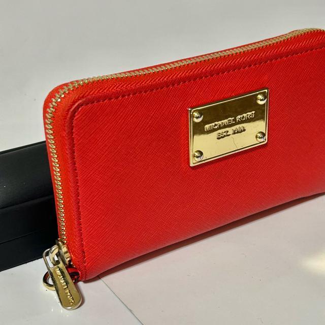 MICHAEL KORS マイケルコース レザー ラウンドファスナー 財布 ウォレット 札入れ カード入れ レッド < ブランド MICHAEL KORS マイケルコース レザー ラウンドファスナー 財布 ウォレット 札入れ カード入れ レッド < ブランドの