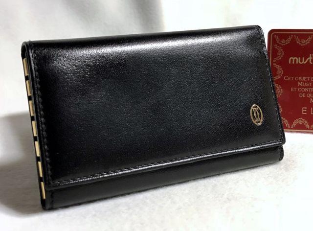 正規美 Cartierカルティエ パシャ 6連キーケース 黒×ゴールド キーホルダー 6連フック エンブレムロゴ アイコン < ブランド  正規美 Cartierカルティエ パシャ 6連キーケース 黒×ゴールド キーホルダー 6連フック エンブレムロゴ アイコン  < ブランドの