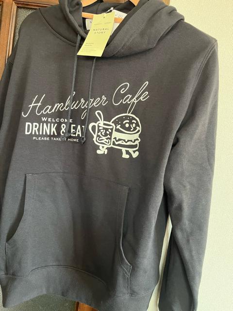 Mサイズ!ブランド品!NATURAL STORY(ナチュラルストリー)男女兼用!濃チャコール系色合い!長袖パーカー!丈短め!新品! < 男性ファッション  Mサイズ!ブランド品!NATURAL STORY(ナチュラルストリー)男女兼用!濃チャコール系色合い!長袖パーカー!丈短め!新品! < 男性ファッションの