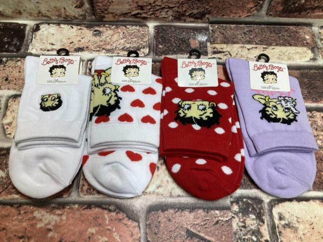 IwSgx킢IyxeBu[vzȍN[\bNX   t@bV 