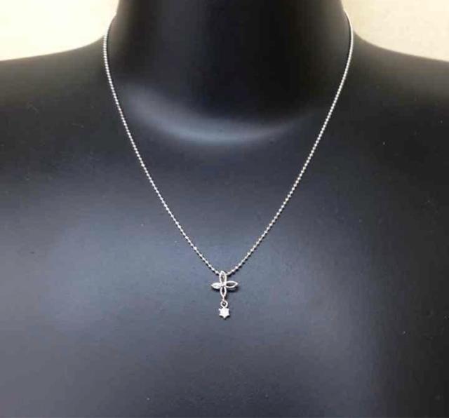 CZ リーフクロススイングネックレス < 女性アクセサリー/時計  CZ リーフクロススイングネックレス < 女性アクセサリー/時計の