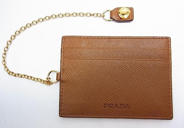 ���K�i�ɔ��@PRADA�@�v���_�@�o�b�N�ɕt�����Ă����p�X�P�[�X