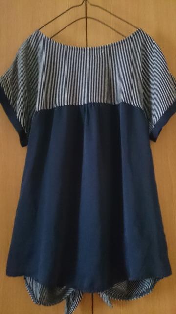 anySiS☆ピンストライプ裾結びトップス★バック 袖 シフォン切替☆ネイビー系★ < 女性ファッション  anySiS☆ピンストライプ裾結びトップス★バック 袖 シフォン切替☆ネイビー系★ < 女性ファッションの