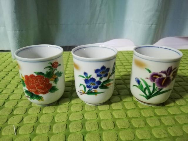 昭和レトロ 陶器製 湯飲み茶碗 九谷焼 3客セット 金沢城北病院 開設40周年記念 < インテリア/ライフ 昭和レトロ 陶器製 湯飲み茶碗 九谷焼 3客セット 金沢城北病院 開設40周年記念 < インテリア/ライフの