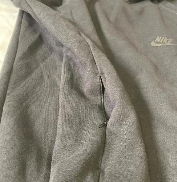 【新品】NIKE Just Do It パーカー ブラック レディース サイズM ※身長158〜164p < 女性ファッション 【新品】NIKE Just Do It パーカー ブラック レディース サイズM ※身長158〜164p < 女性ファッションの