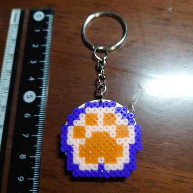 ハンドメイド☆アイロンビーズ肉球キーホルダー☆ < ペット/手芸/園芸 ハンドメイド☆アイロンビーズ肉球キーホルダー☆ < ペット/手芸/園芸の