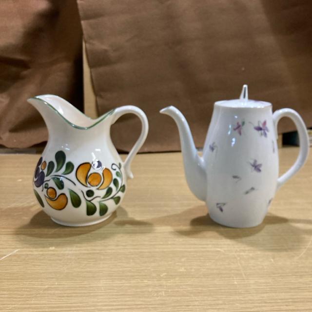 美品 ポット 染付 水注 茶器 茶道具 陶磁器 水差し SANGO 2セット < インテリア/ライフ 美品 ポット 染付 水注 茶器 茶道具 陶磁器 水差し SANGO 2セット < インテリア/ライフの