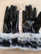 �V�i �t�F�C�N�t�@�[�t�� �O���[�u �u���b�N ���f�B�[�X �h����� �~������ ������� ���������� ���U�[��