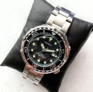 FOXBOX@rv@DIVER TYPE watch@ciʁ@WATER RESISTANTO 50l@ Oa SW~