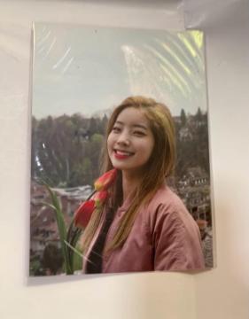 TWICE �_�q�����@���������_���|�X�g�J�[�h�@TWICETV5