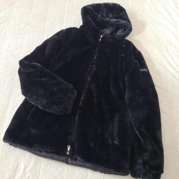 �A�_���X�W���O���[ RTEG�{�A�W���P�b�g