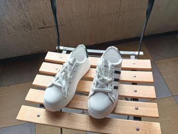 Vi 23cm fB[X Xj[J[ zCg V[Y C [Jbg