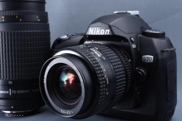 Nikon ニコン D70 Wズームレンズセット 美品♪