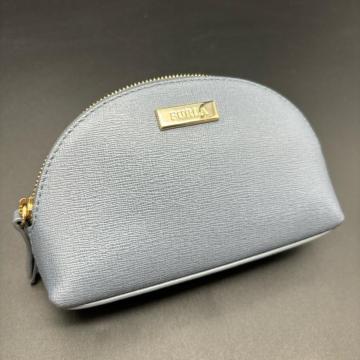  FURLA t |[`