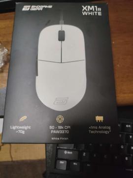ENDGAME GEAR XM1R WHITE �y�� �Q�[�~���O�}�E�X �����\���f��