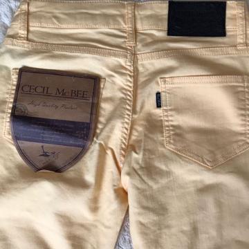 CECIL  McBEE  XLj[Vigp