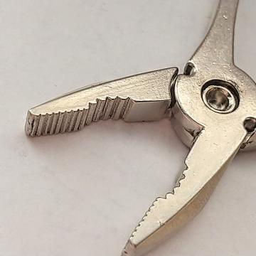 y`@Pliers@ײ԰@KeyHolder
