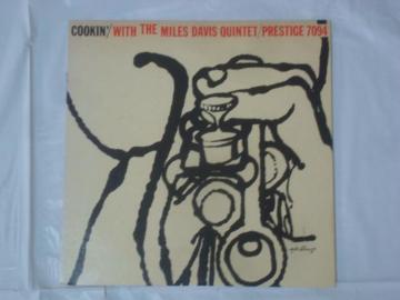 NbLiCOOKIN`j / UE}CXEfCrXENCebgiTHE MILES DAVIS QUINTETj@іLP