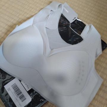 BURVOGUE �O���[�i�C�g�u��M�T�C�Y