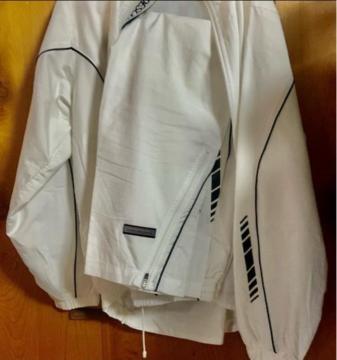 DESCENTE�f�T���g�Z�b�g�A�b�v