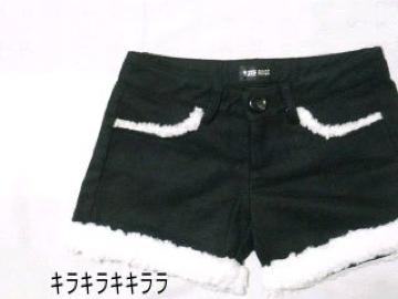 《New》ふわふわ*もこもこ★裾ボア*ショートパンツ<ブラックM>