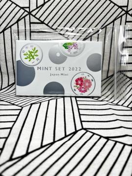 �~���g�Z�b�g�@�ߘa4�N 2022  ��������