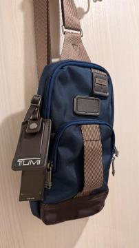 TUMI �{�f�B�[�o�b�O�@�V�����_�[�@�����Y