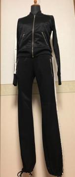 tommy jeans �W���[�W�Z�b�g�A�b�v��