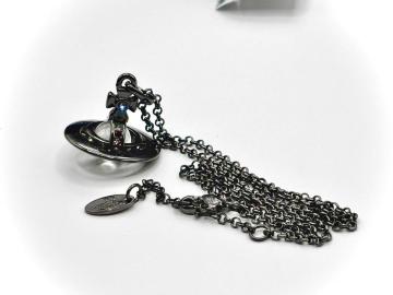 Vivienne Westwood ^Cj[I[ulbNX ubNNA