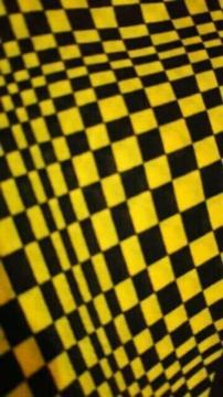 Vio_i􉽊wblack/yellow