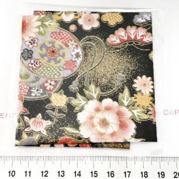 1*ハンドメイド♪綺麗な着物地のハギレ 20*20p以上 17