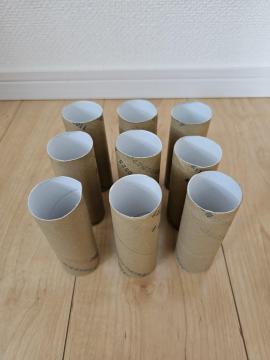 トイレットペーパーの芯(茶色×9本)