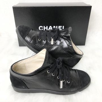 �y���i�zCHANEL �V���l�� �X�j�[�J�[ �R�R�}�[�N �p���`���O���U�[ �X�G�[�h �u���b�N