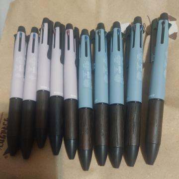 yoXLOZ[zsAg@i@10{Zbg