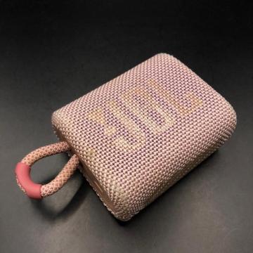 ���� JBL Go 3 ���C�����X�X�s�[�J�[