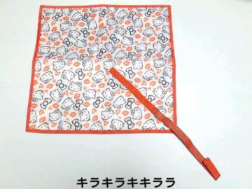 《New》キティちゃん★弁当箱*ペットボトルが包める・マルチシート(保温.保冷)