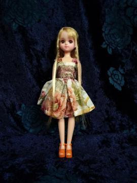 ��Ɨl�J�X�^�����J�����{��&�A�E�g�t�B�b�g�Z�b�g