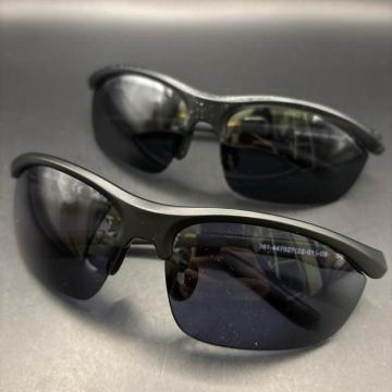 ���� UNIQLO ���j�N�� �X�|�[�c�n�[�t�����T���O���X 2�Z�b�g