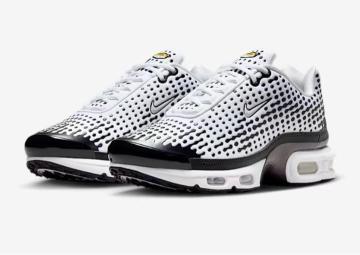 ��NIKE AIR MAX �v���X 7��