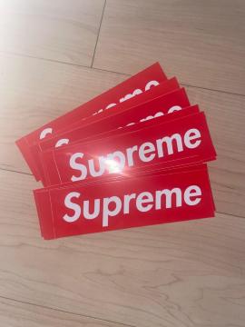 Supreme �{�b�N�X���S�X�e�b�J�[ ���b�h 5���Z�b�g