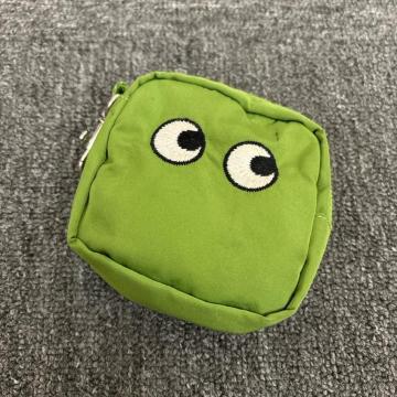  UNIQLO jN ANYA HINDMARCH GRobO