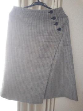 �m�[�u���X�J�[�gL�T�C�Y