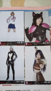 AKB48ʐ^Zbg