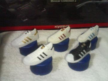 yvV  AfB_X {gLbv  X[p[X^[ S5